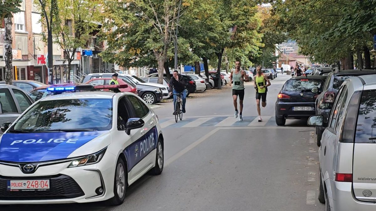 Trka „MitroRun 2026” prošla kroz Severnu Mitrovicu uprkos protivljenju opštine, privedeno jedno lice