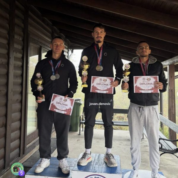 Jovan Denović pobednik trke na…