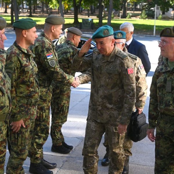 Mojsilović: Obaveza KFOR-a je da…